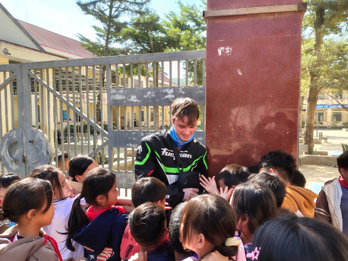 Vietnam local guide Vietnamese motorbike tour